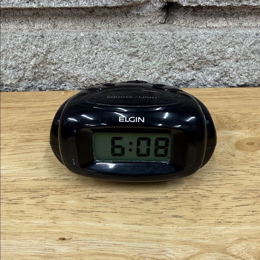 Elgin Black Digital Alarm Clock